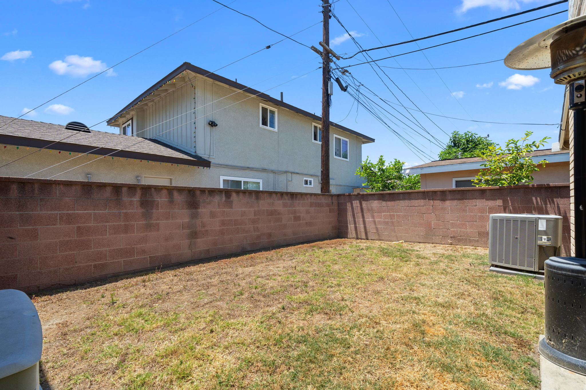 3490 E La Jara St -60