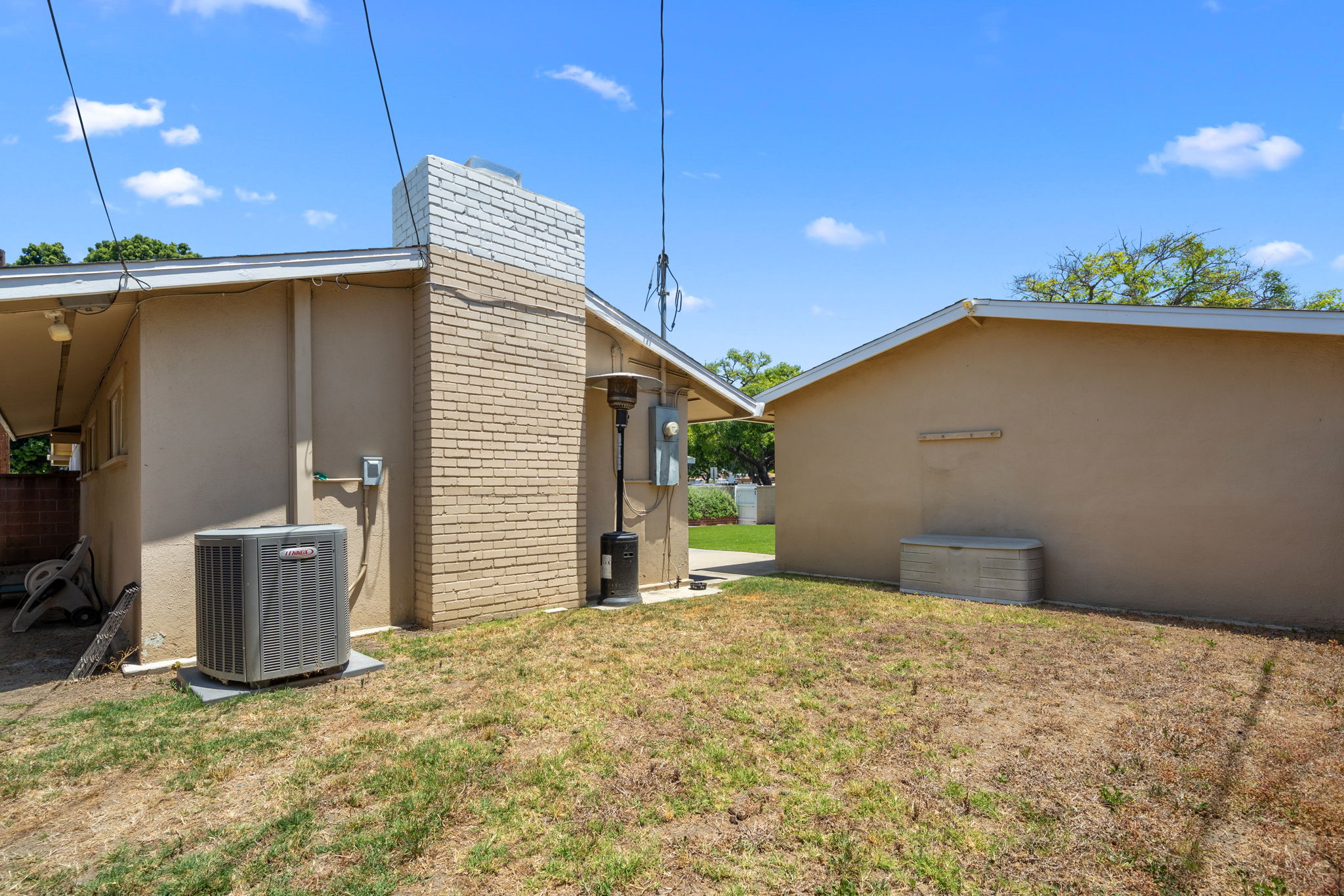 3490 E La Jara St -61