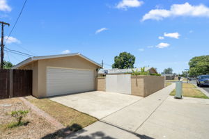 3490 E La Jara St -5