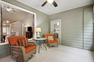 Screened-in Porch