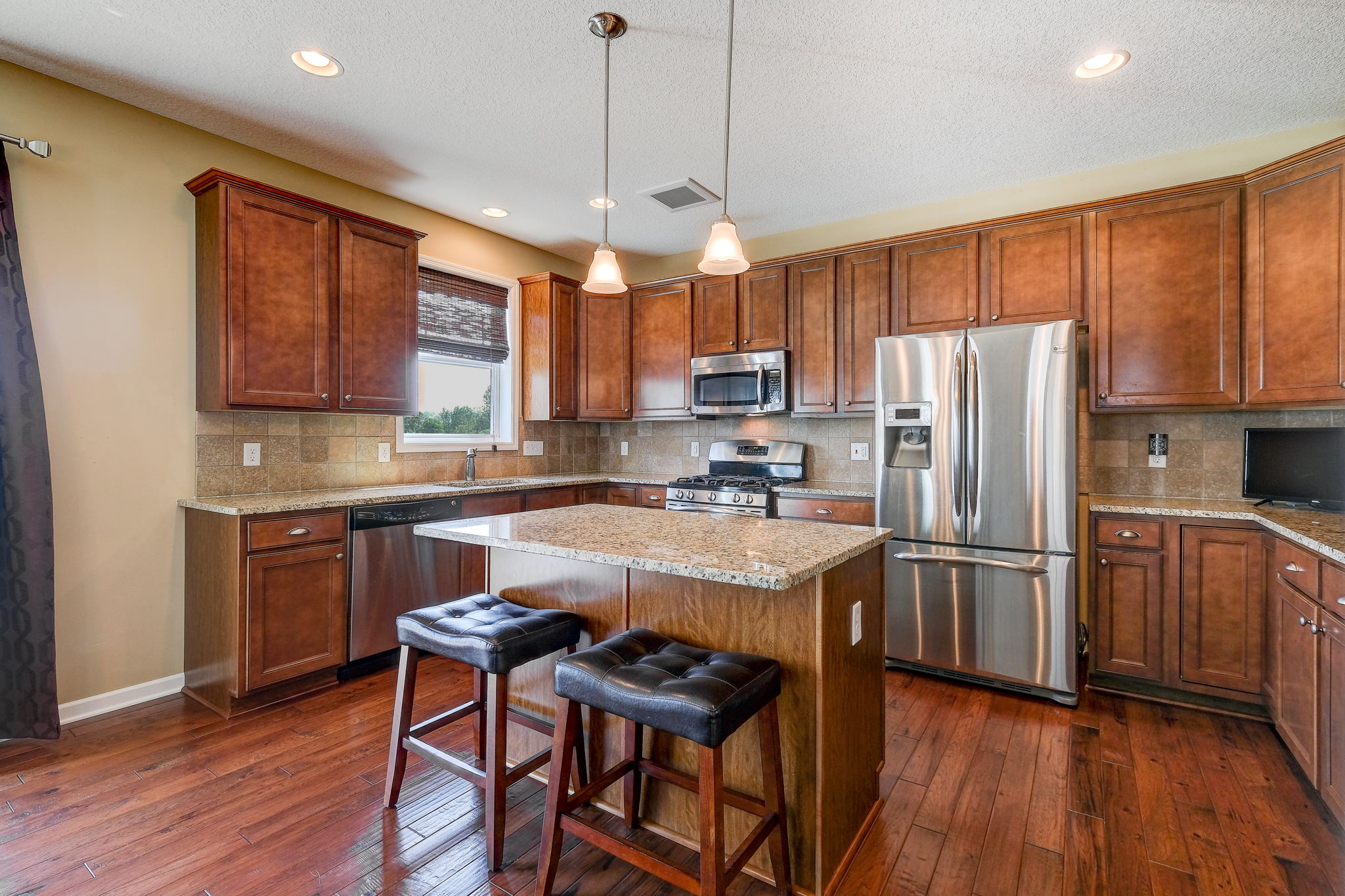 5 Kitchen