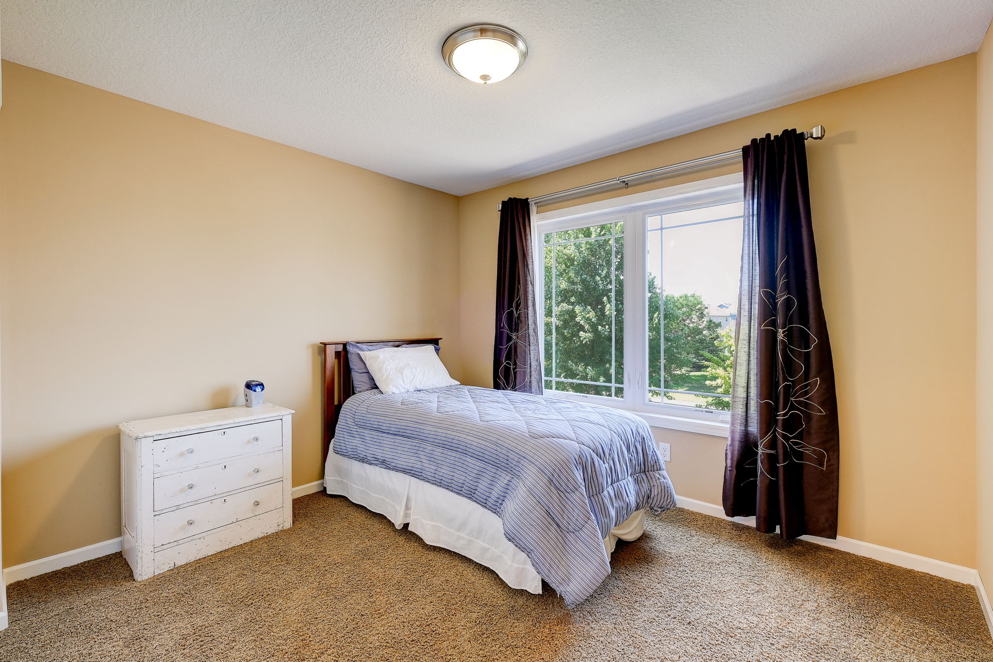 24 Bedroom
