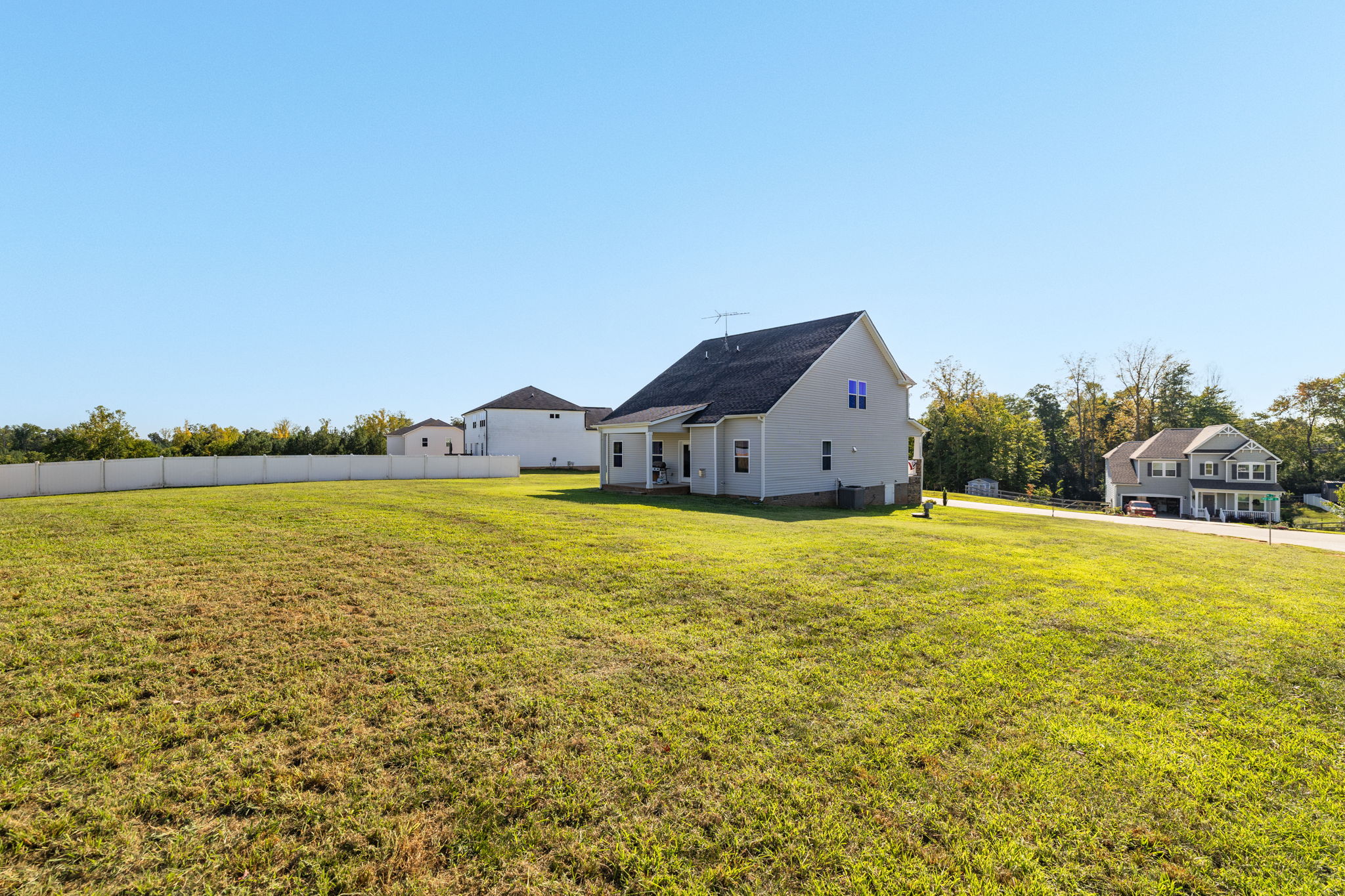 3497 Old Lk Ct-34