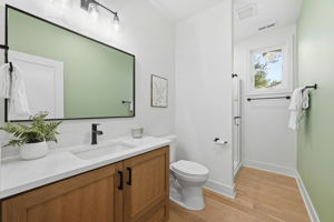  Photo 40