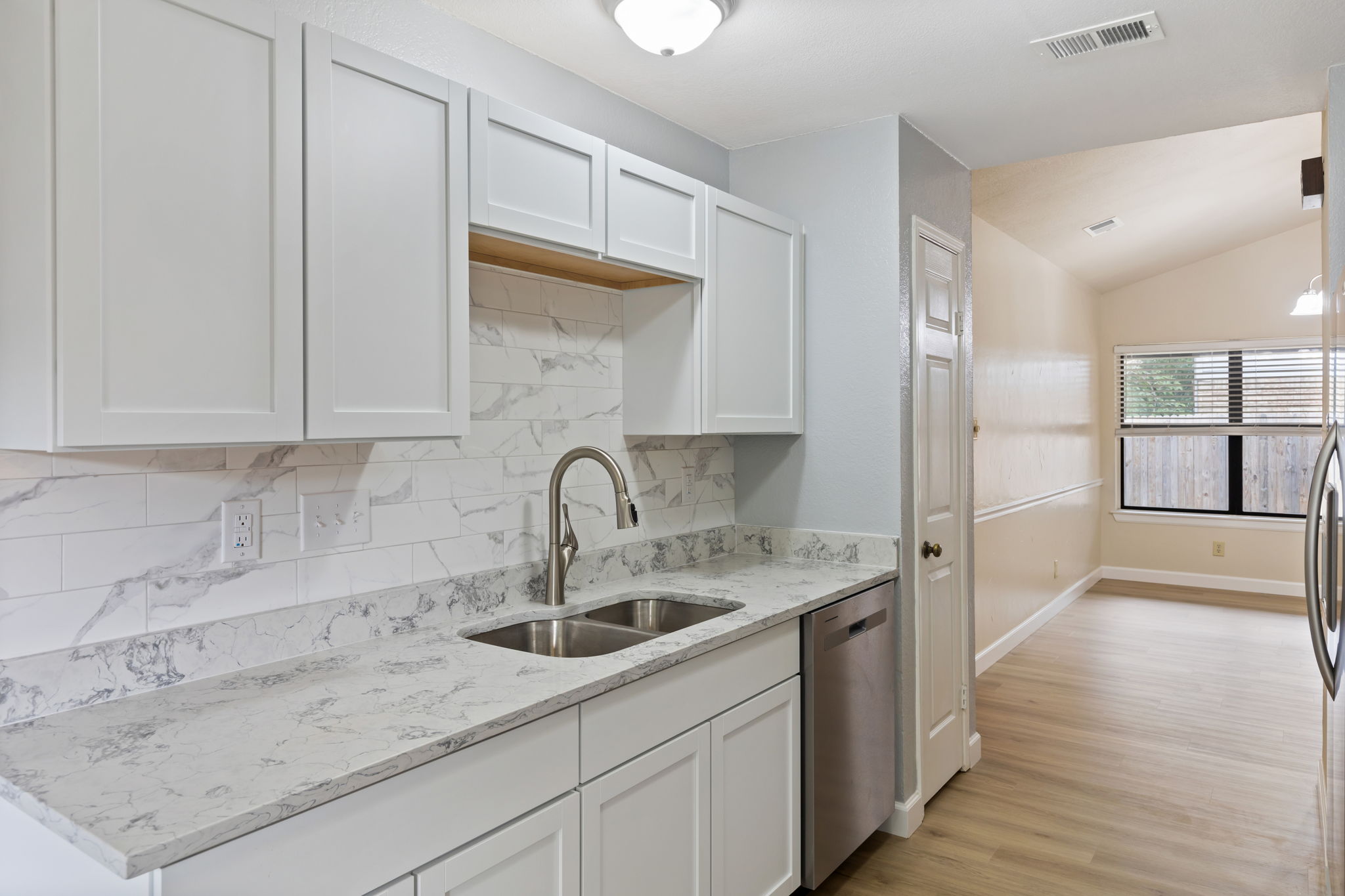 3498Longview_014