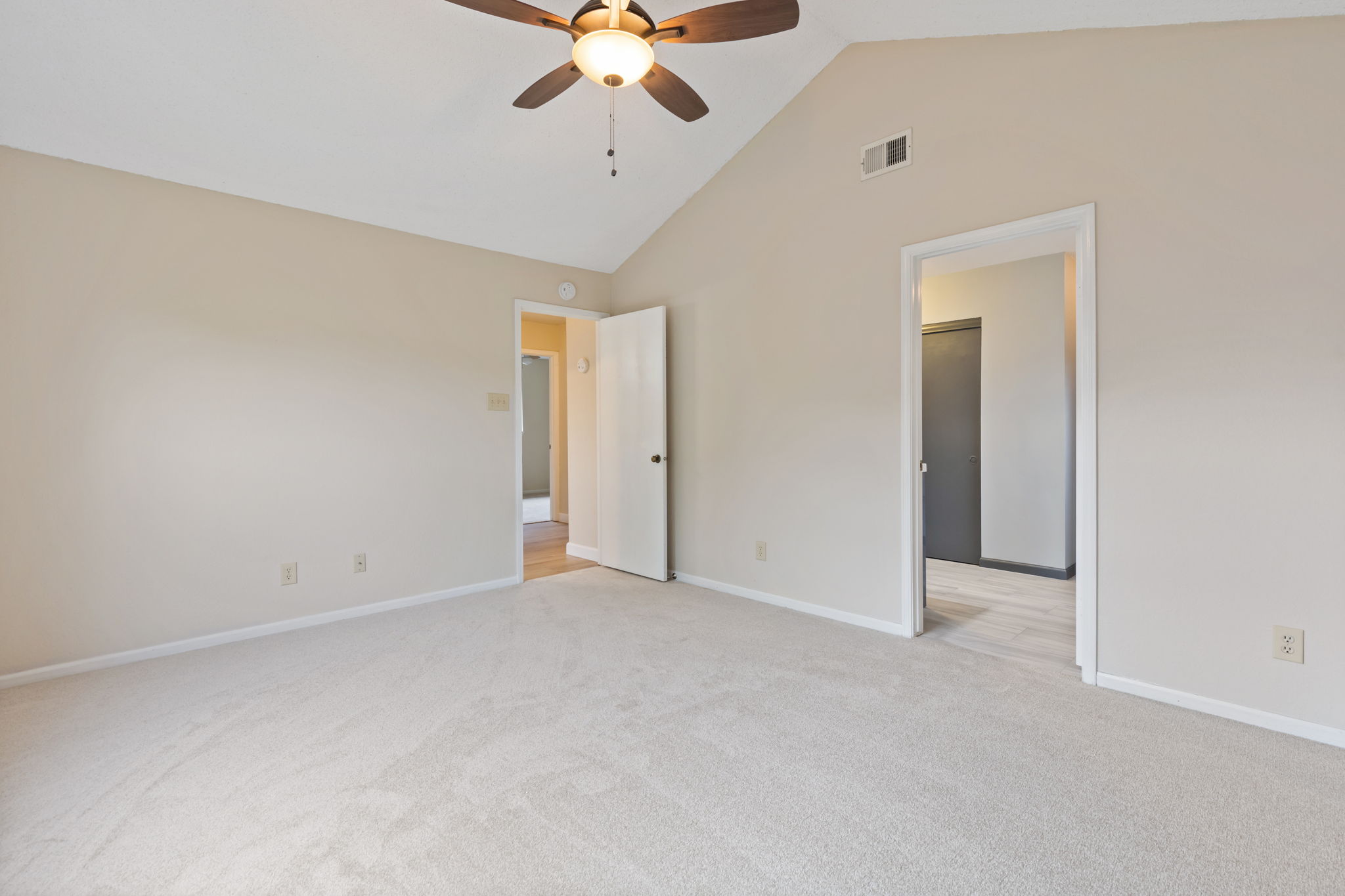 3498Longview_004