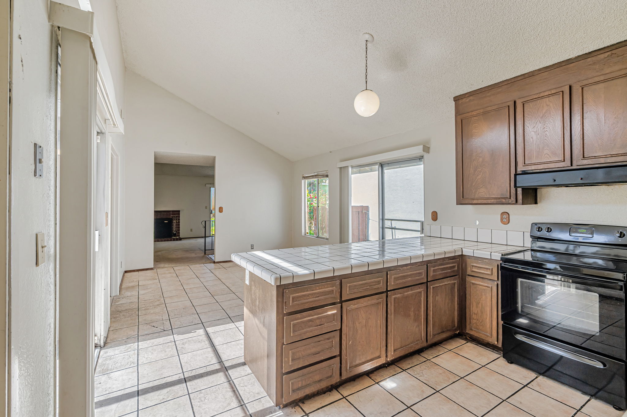 013_34981 Skylark Dr  Union