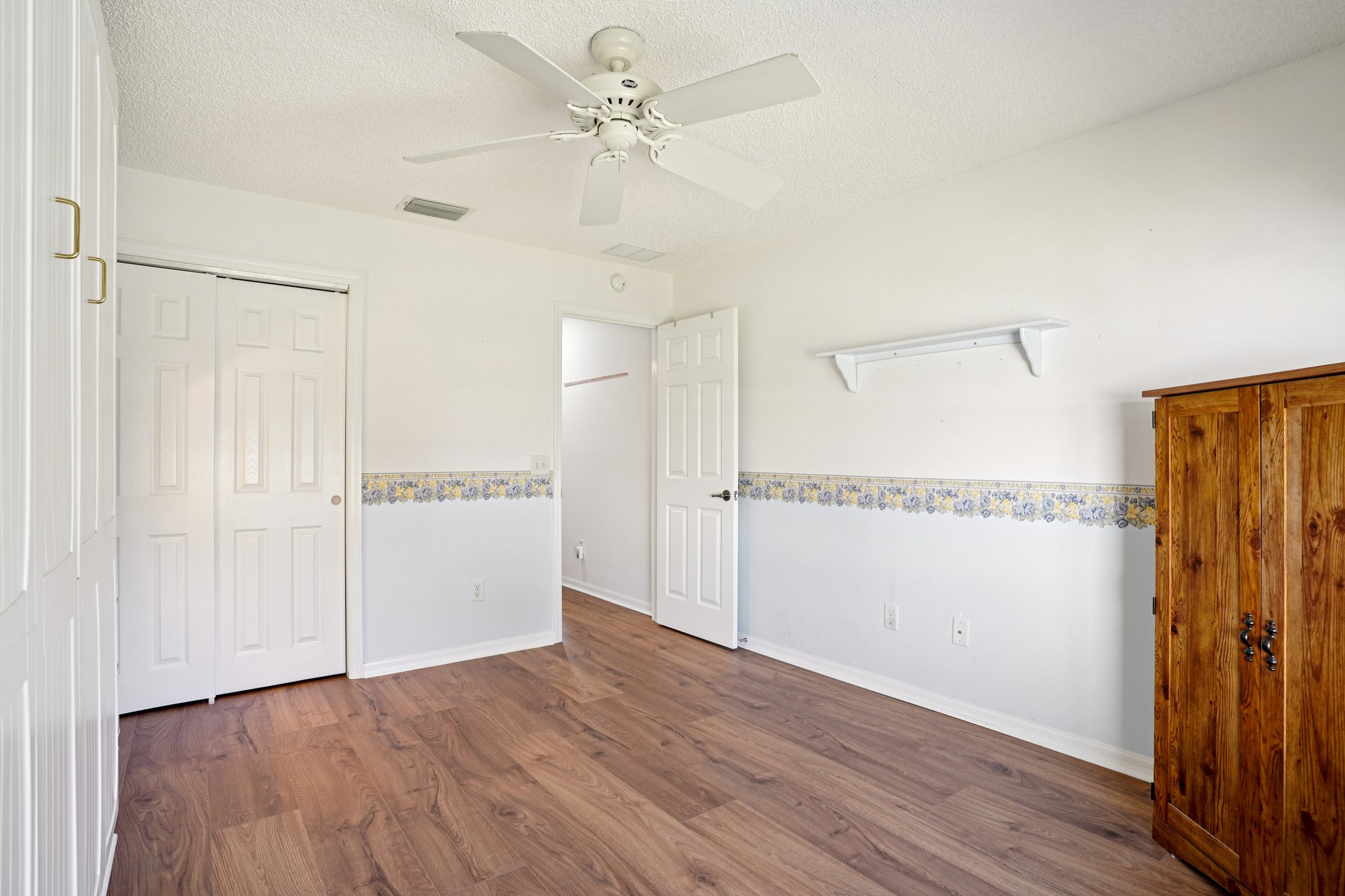 Auburndale Ave-S1812-026.jpg