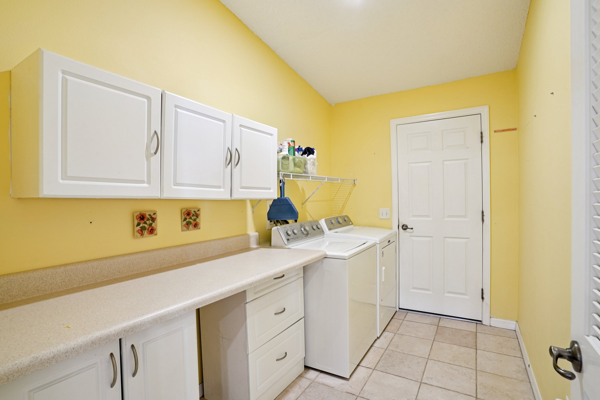 Auburndale Ave-S1812-031.jpg