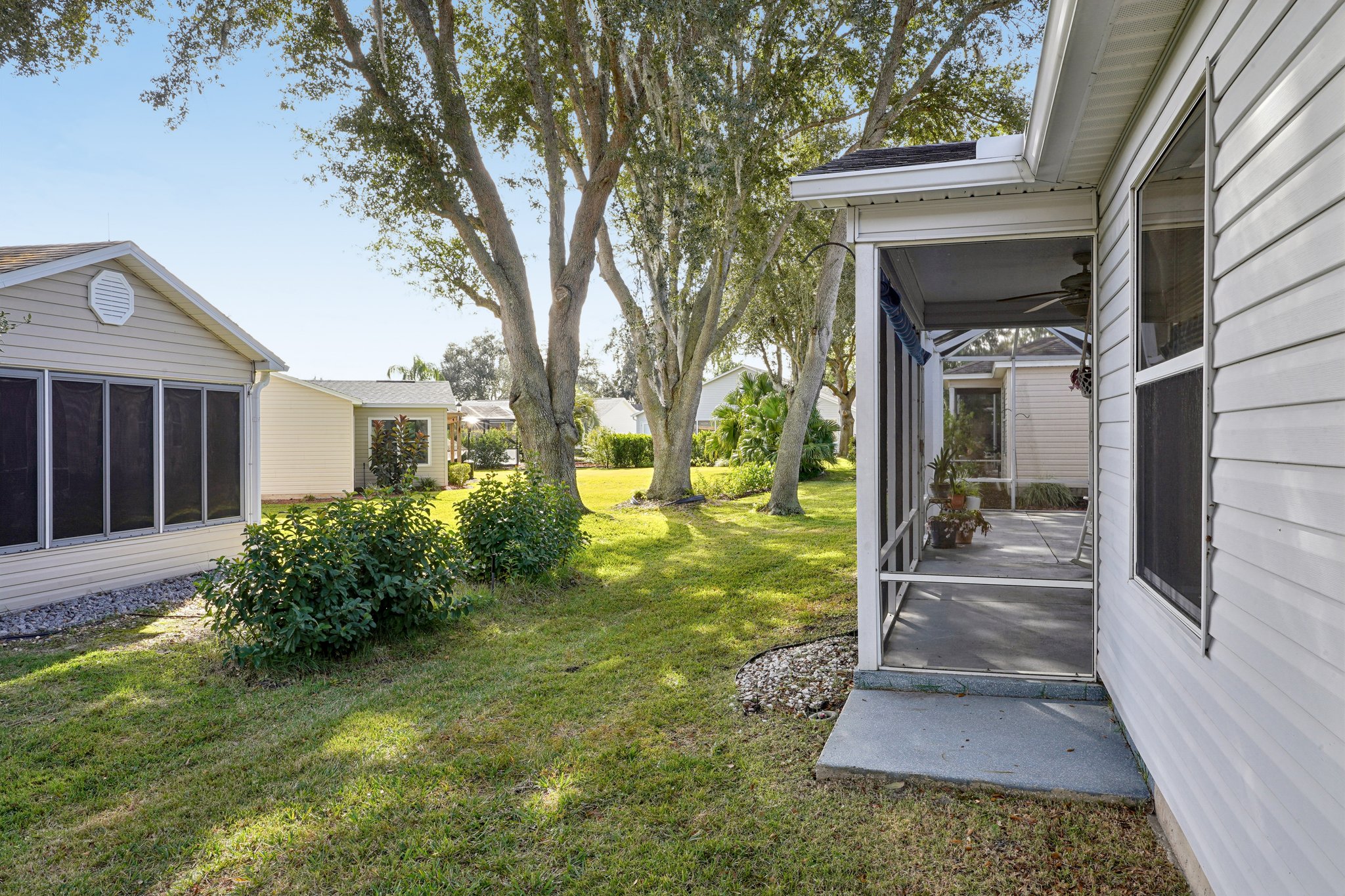 Auburndale Ave-S1812-037.jpg