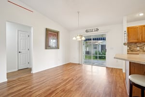 Auburndale Ave-S1812-011.jpg