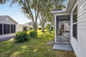 Auburndale Ave-S1812-037.jpg