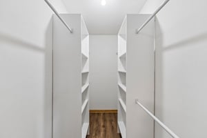 Timberview Dr-S2307-031.jpg