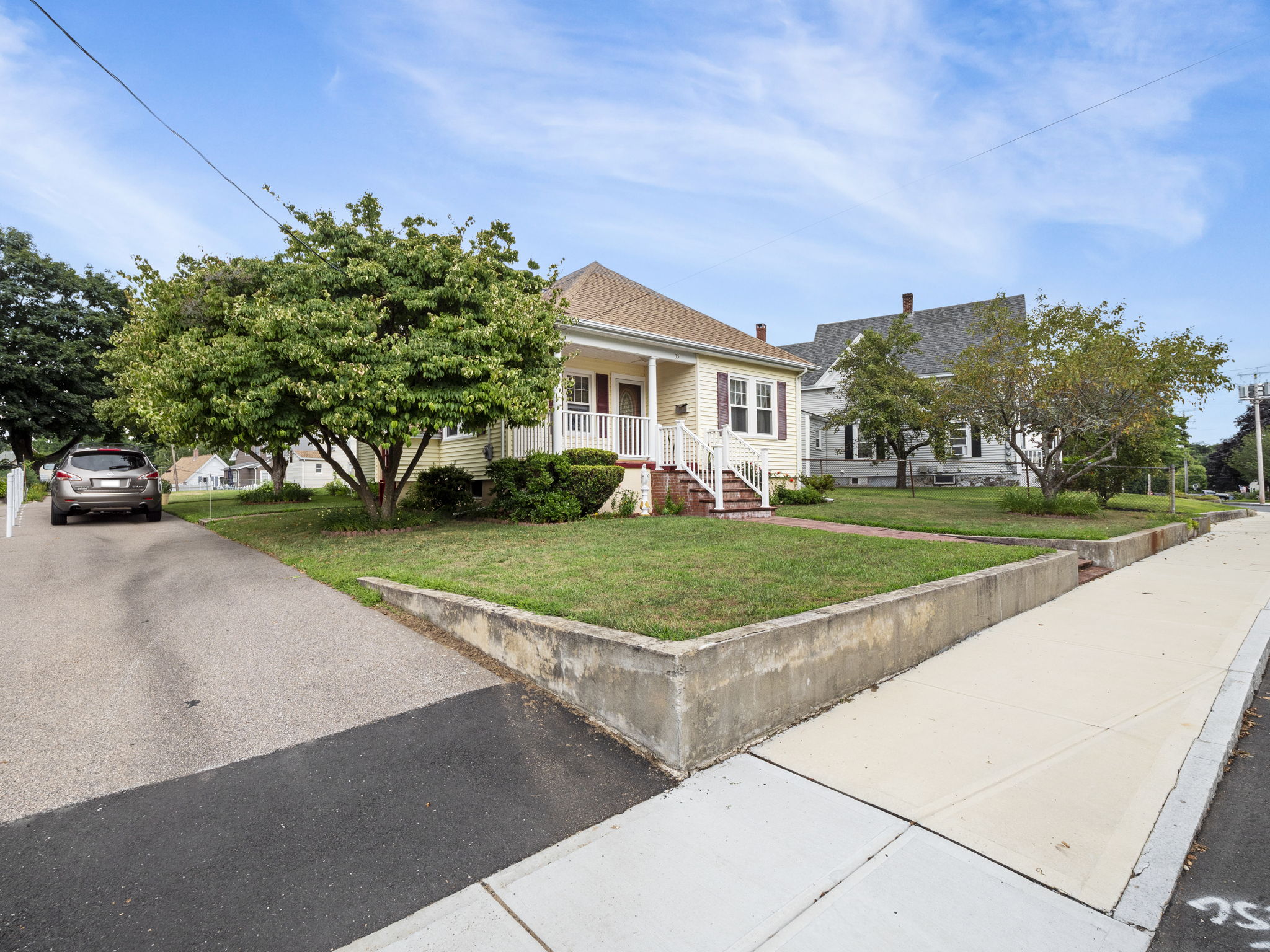 35 Arlington St, Franklin, MA 34