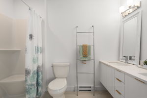  Photo 38