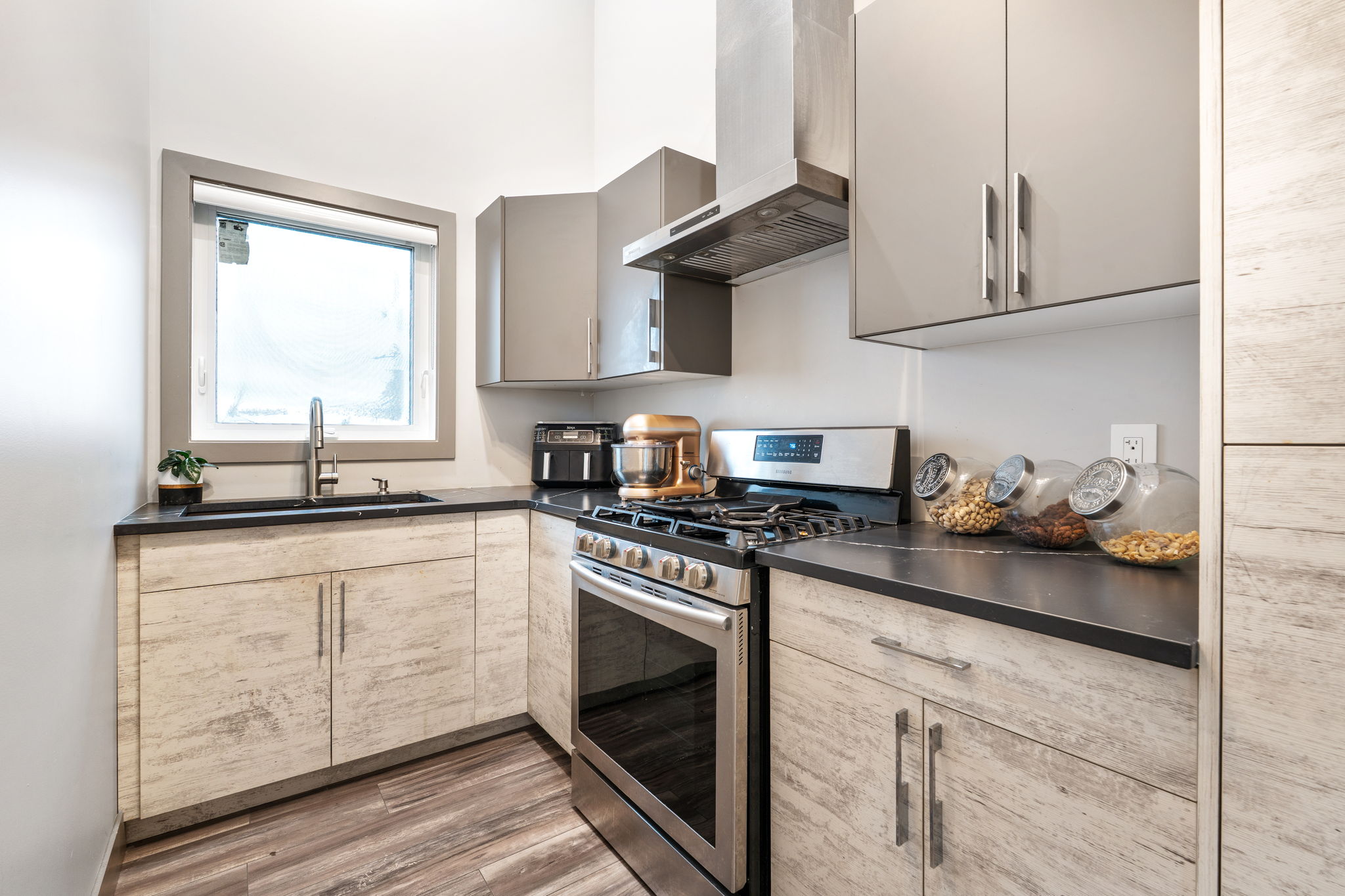 35 Billingham Row - Interior-19
