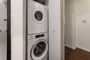 Photo 51