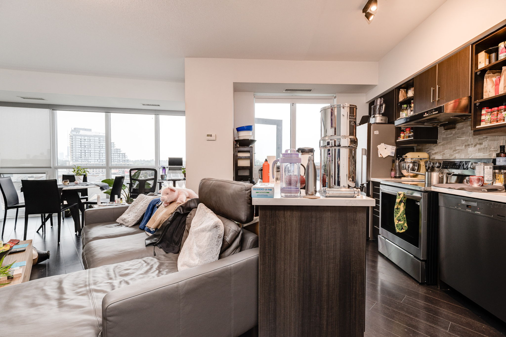 Toronto property showcase — delivered property photograph 11