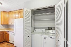 Capri Ln 11 c-011.jpg