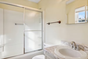 Capri Ln 11 c-020.jpg