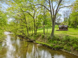  Photo 35