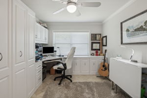 Bedroom/Office