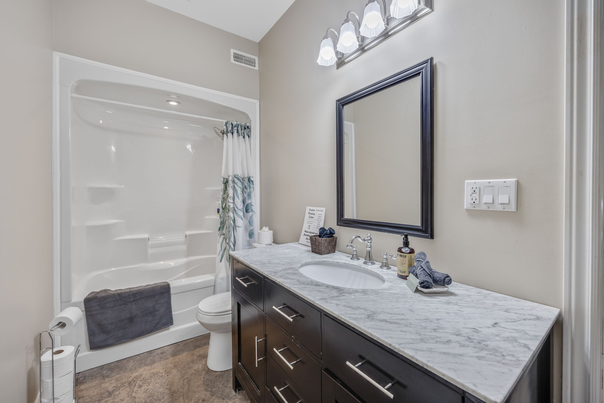 Buckhorn Lake property showcase — delivered property photograph 38