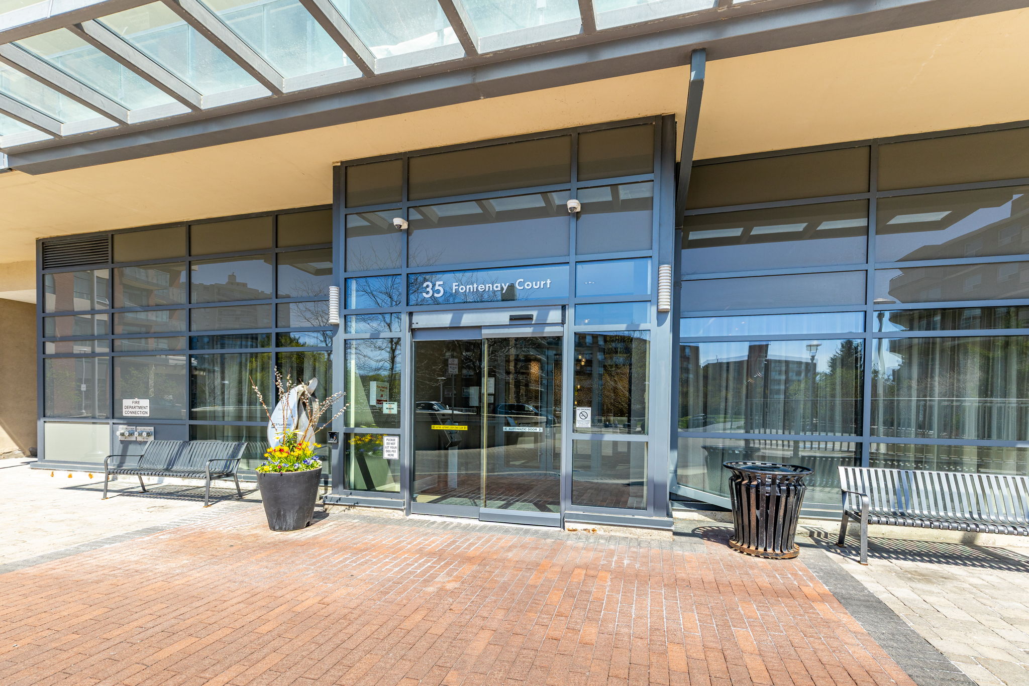 Toronto property showcase — delivered property photograph 3