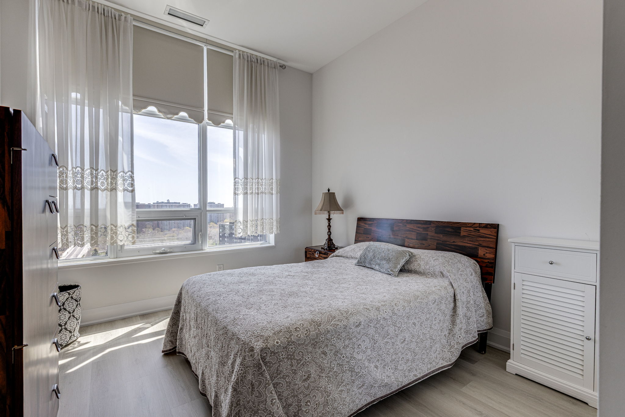 Toronto property showcase — delivered property photograph 18
