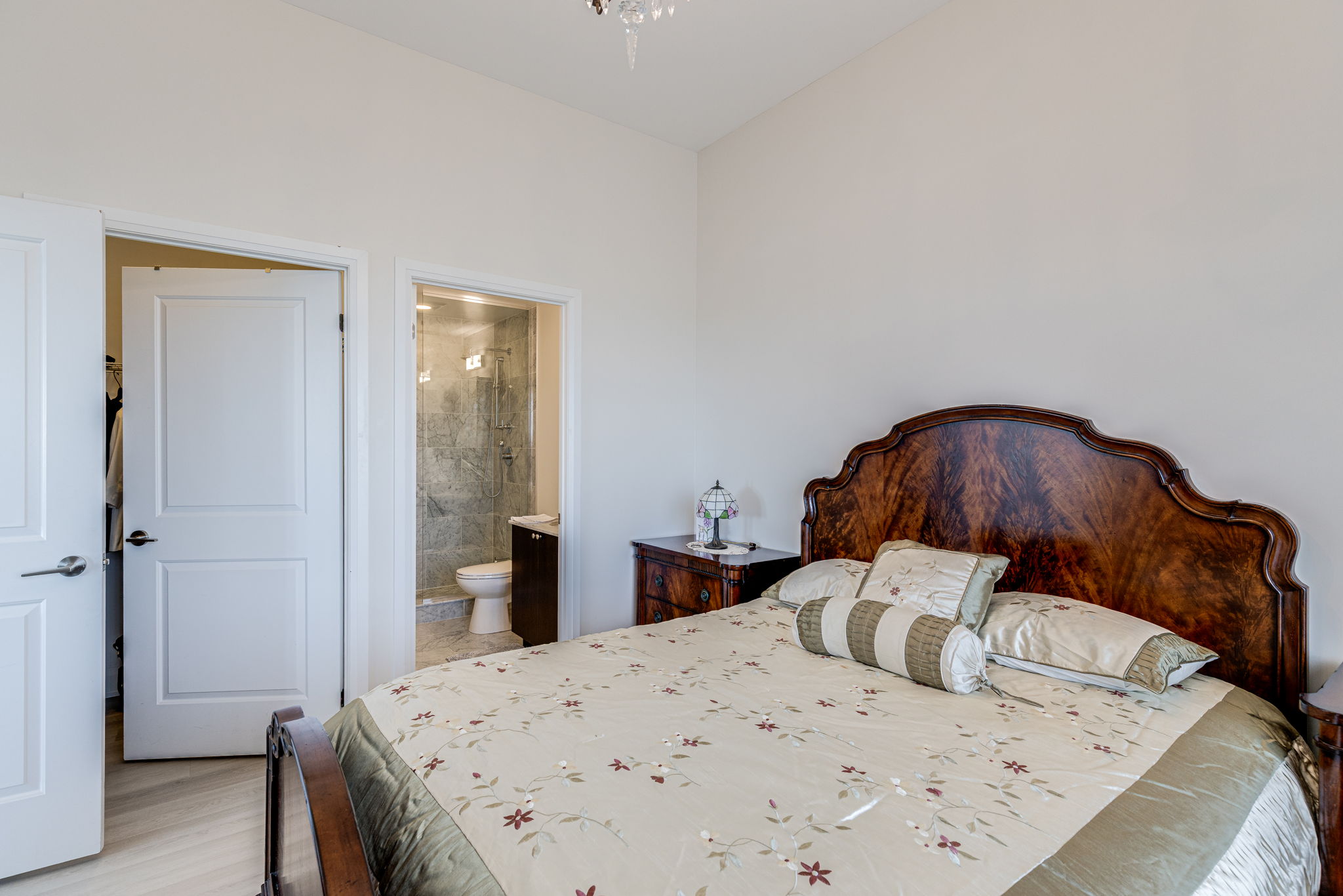 Toronto property showcase — delivered property photograph 22