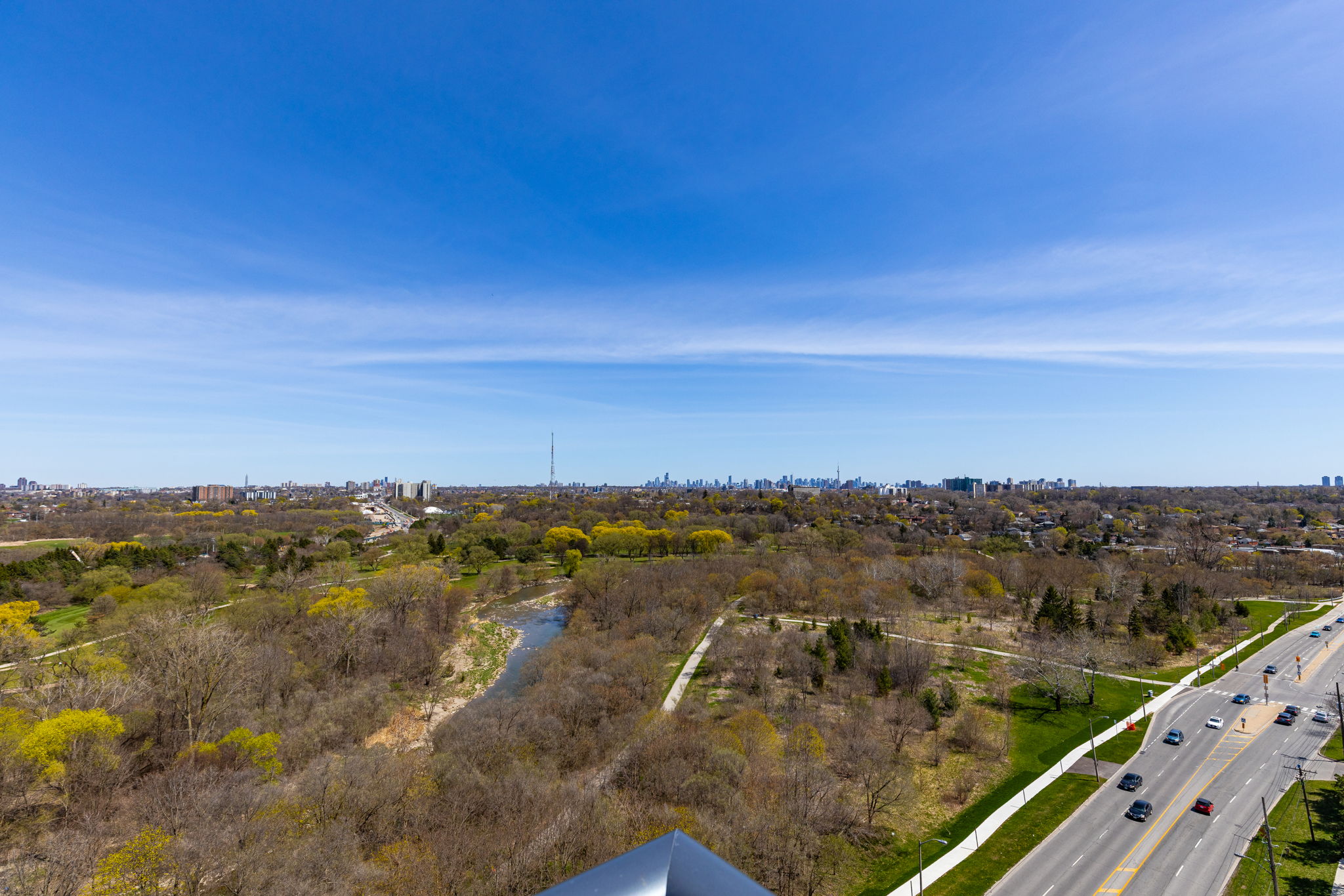 Toronto property showcase — delivered property photograph 35