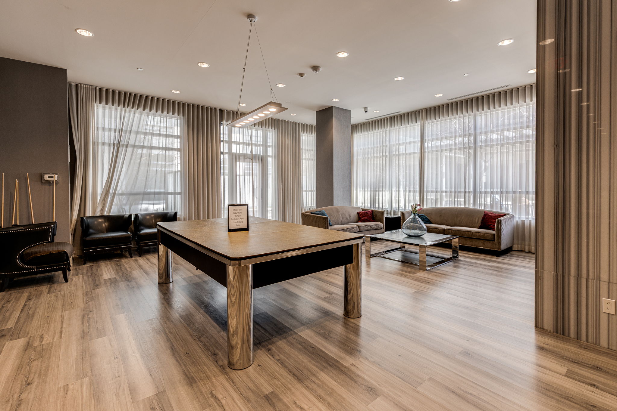Toronto property showcase — delivered property photograph 38