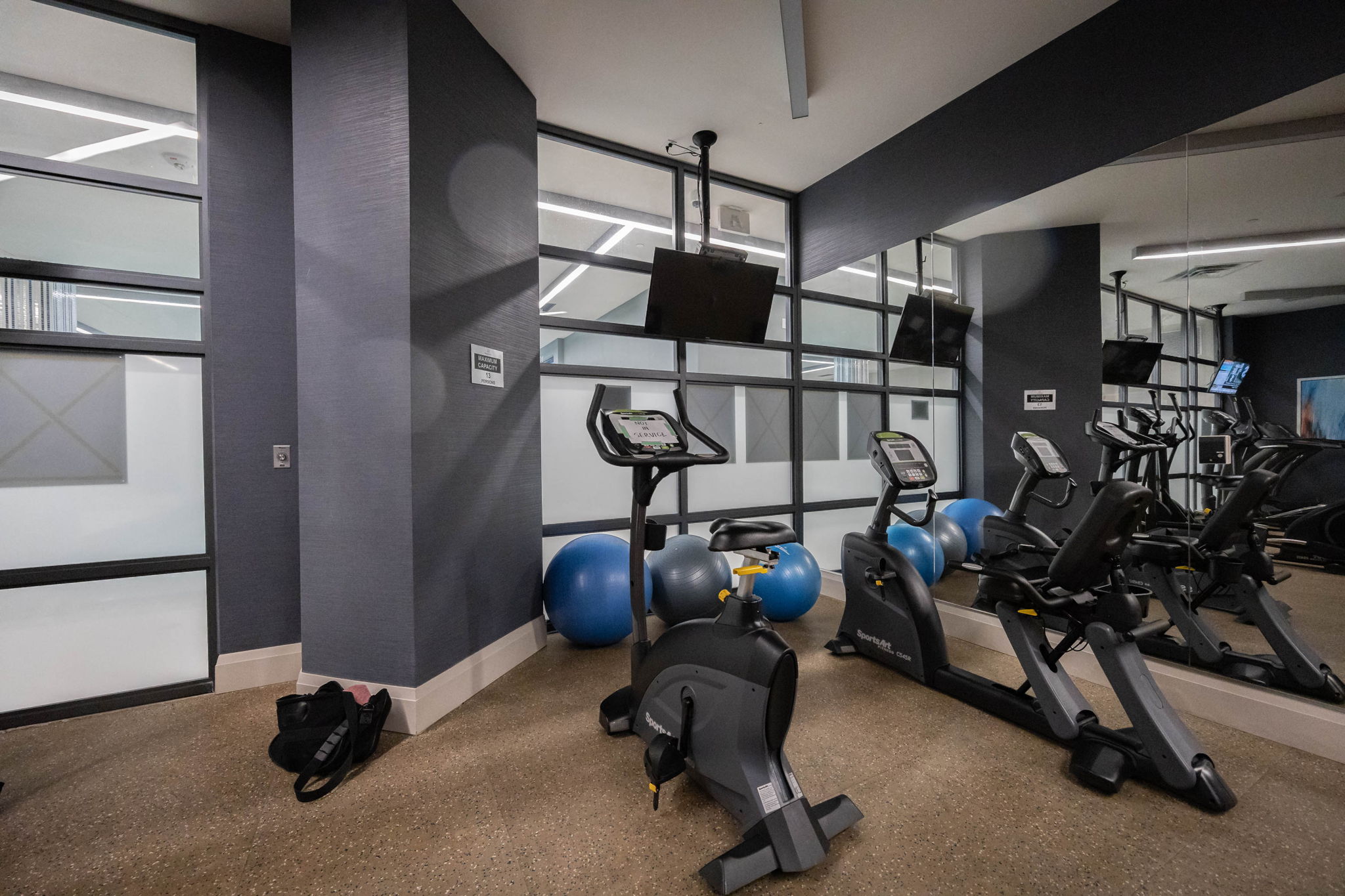 Toronto property showcase — delivered property photograph 46