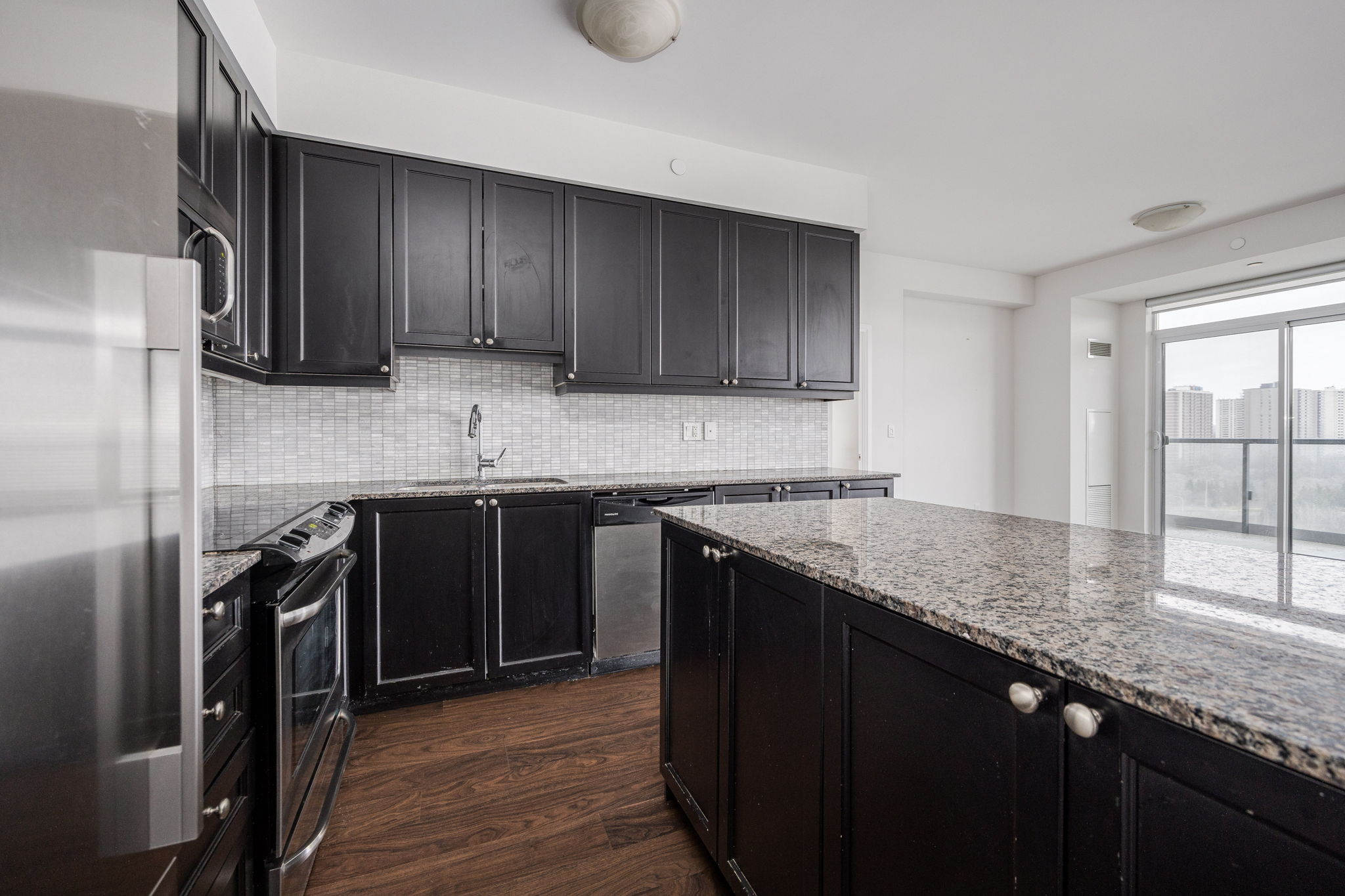 Toronto property showcase — delivered property photograph 8