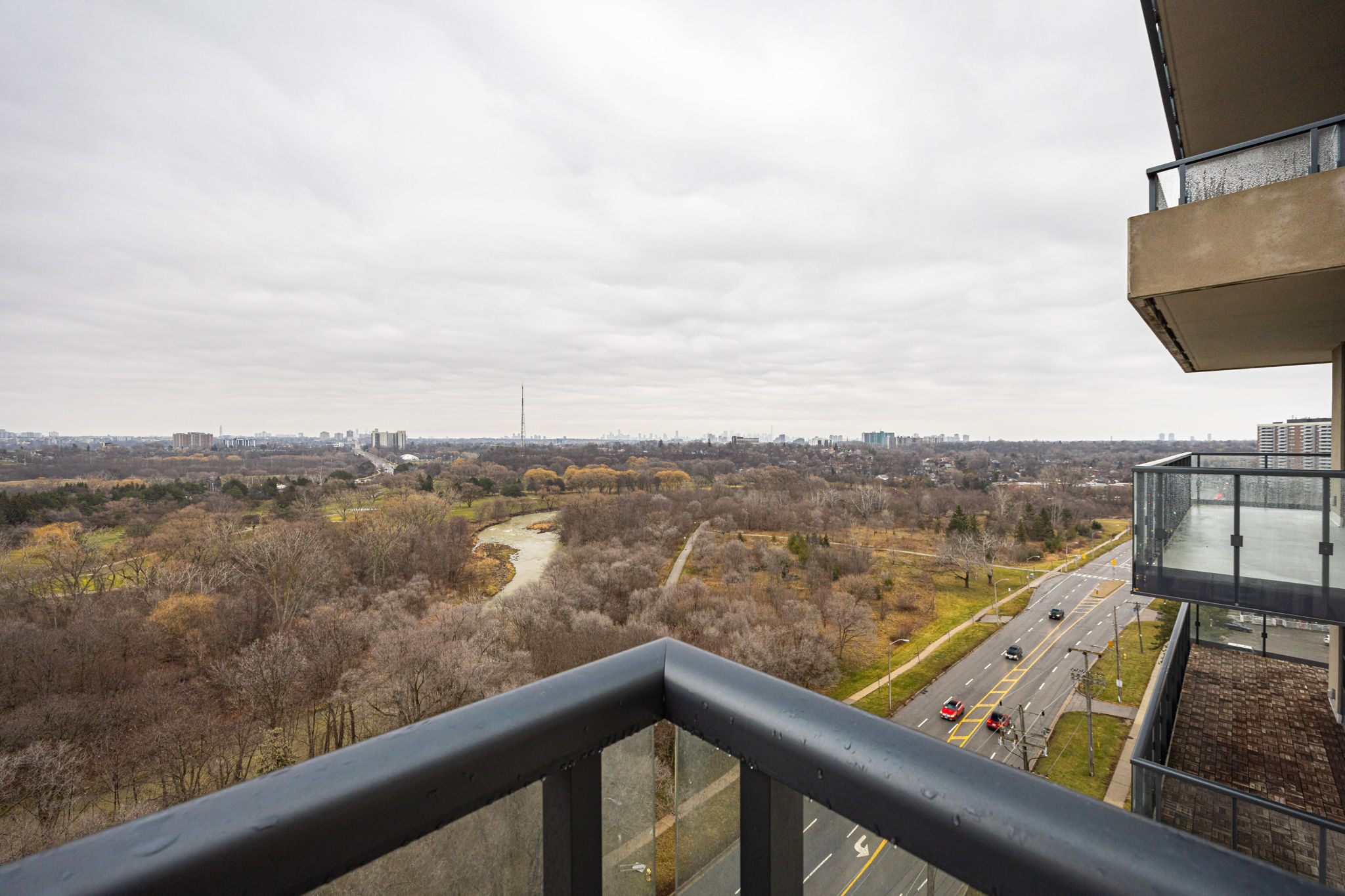 Toronto property showcase — delivered property photograph 27