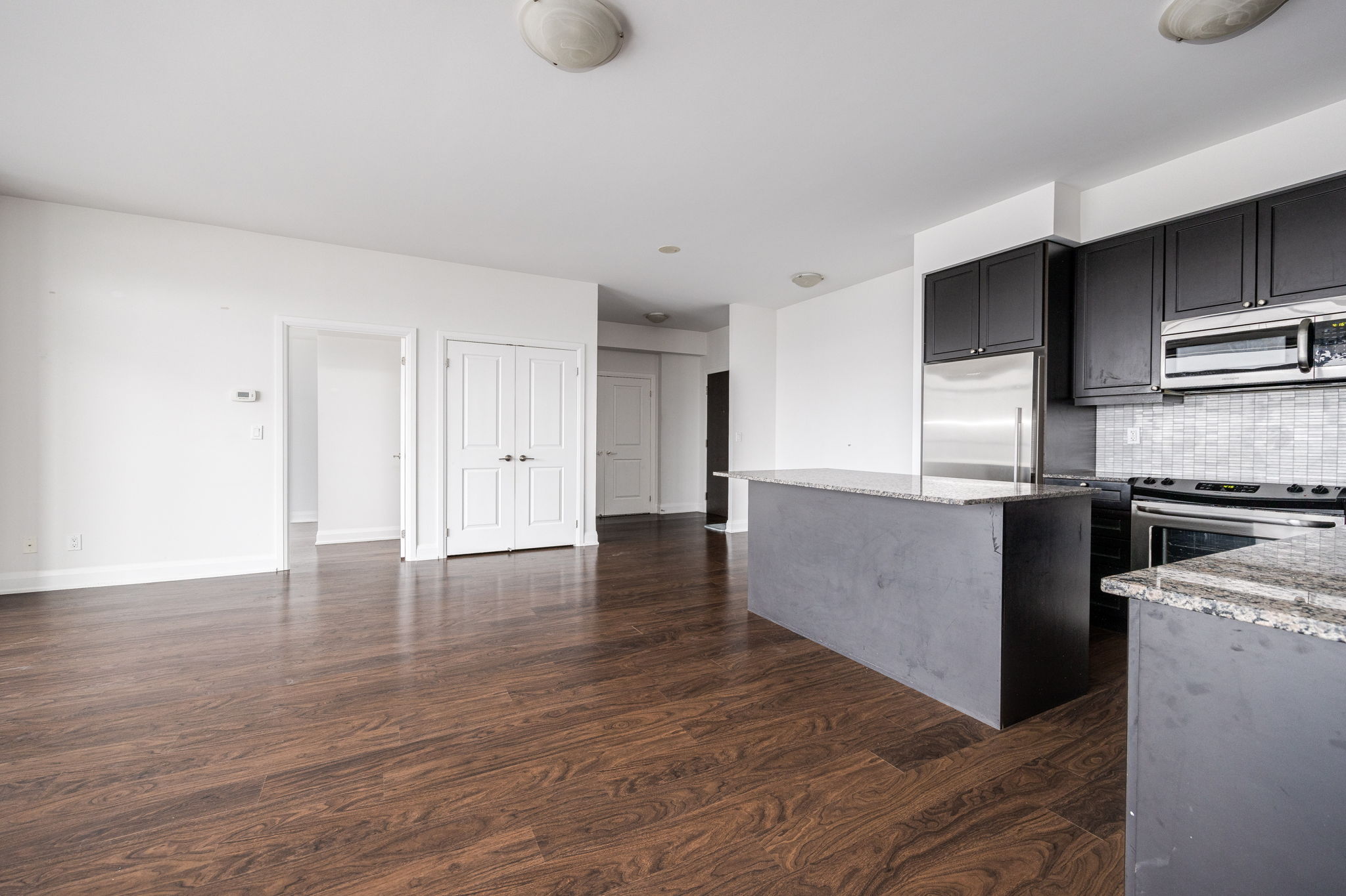 Toronto property showcase — delivered property photograph 12