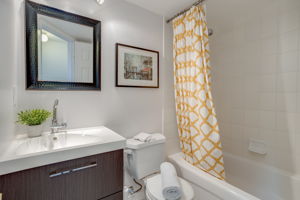  35 Foundry Ave TH30, Toronto, ON M6H 4K7, US Photo 25
