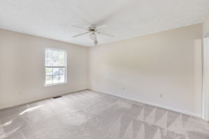  Photo 36