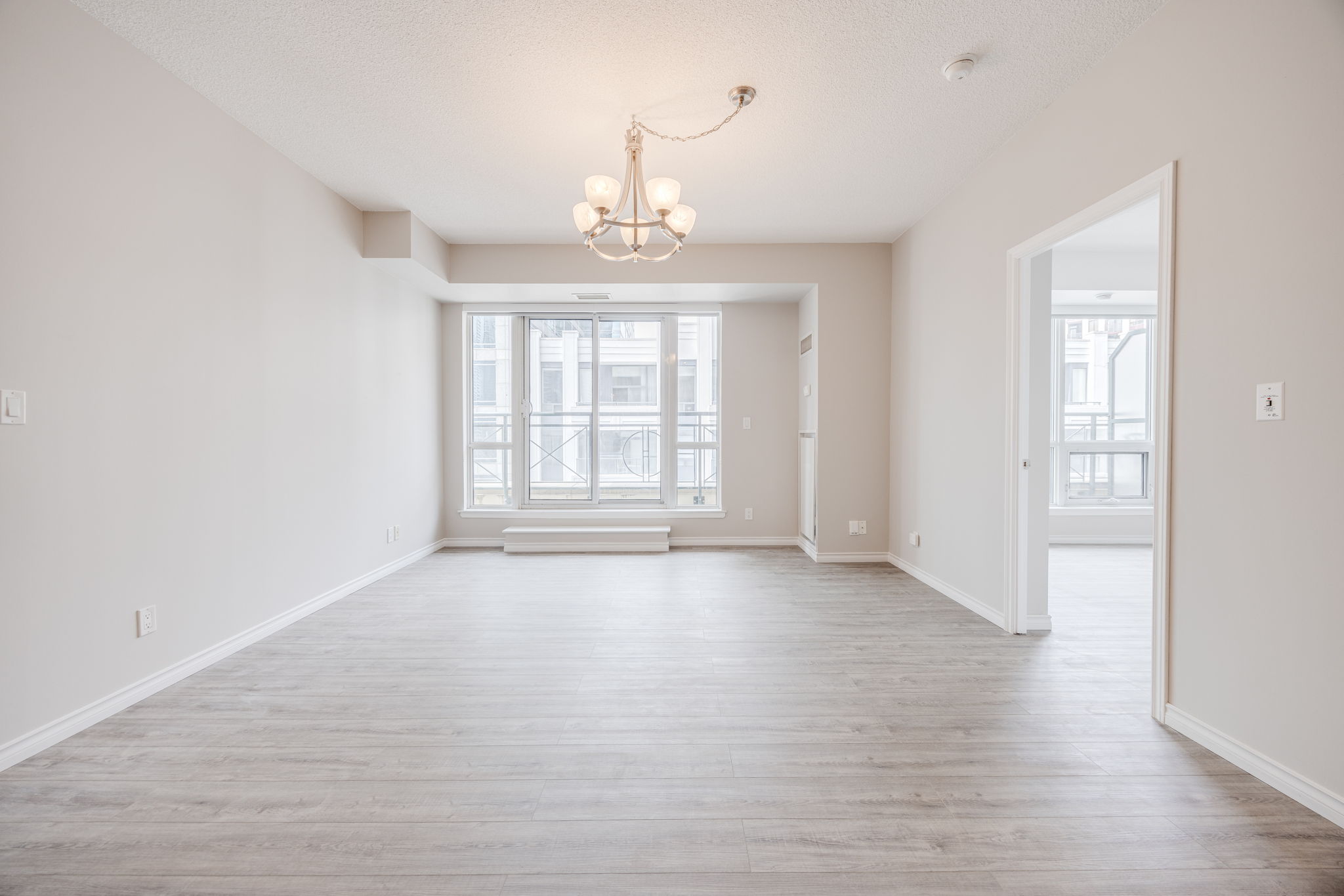 Toronto property showcase — delivered property photograph 6