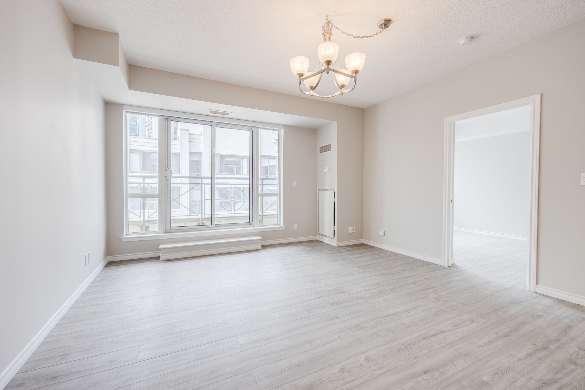 Toronto property showcase — delivered property photograph 7