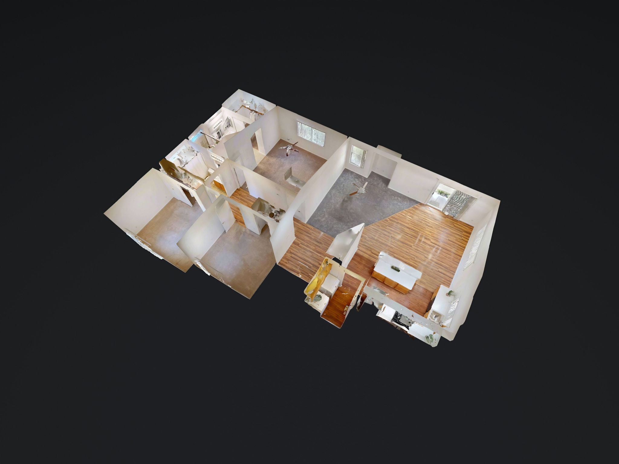 Photo 4