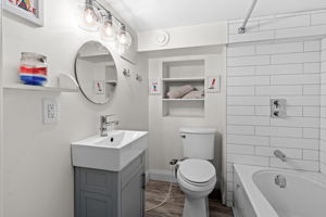  Photo 40