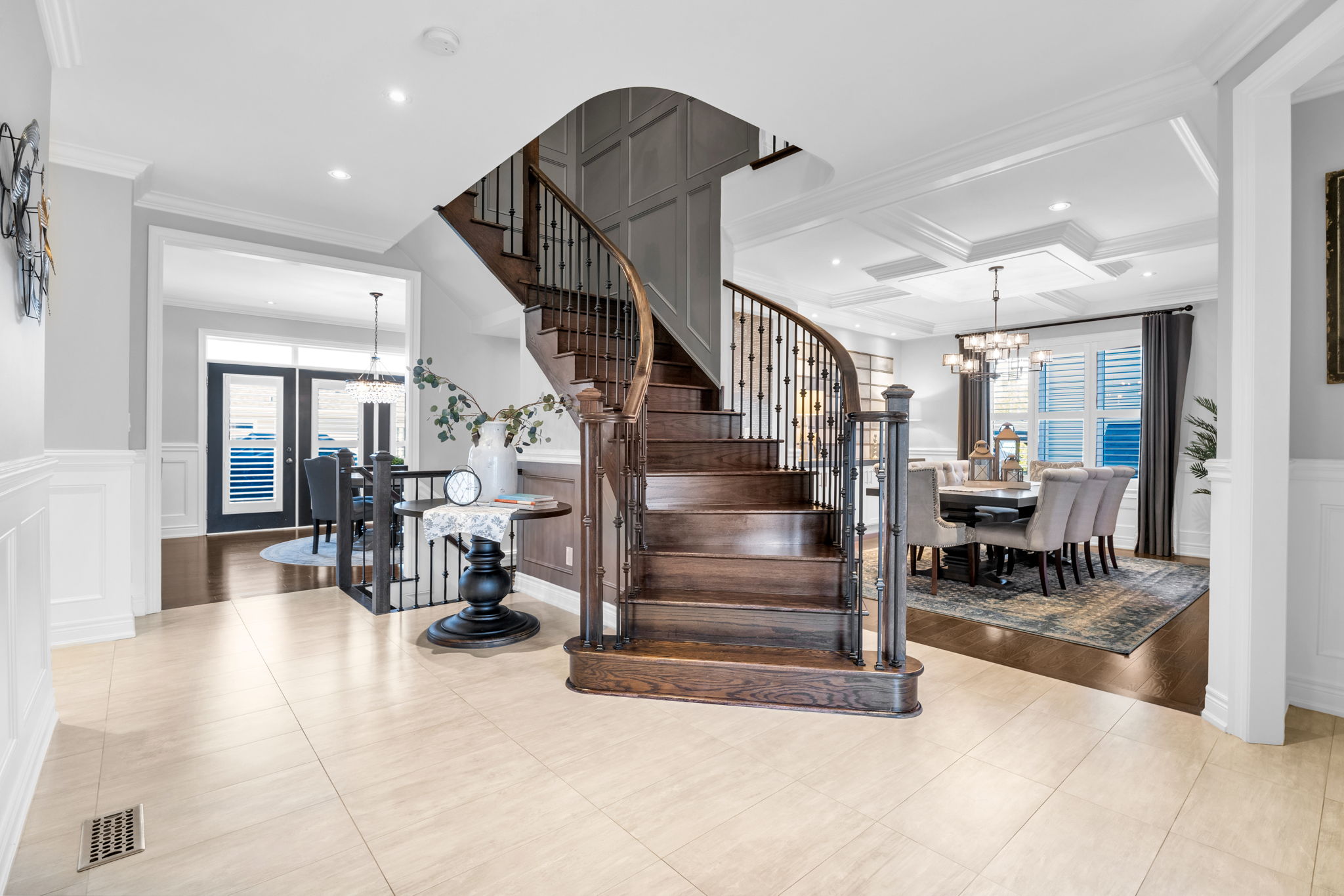 Staircase/Entryway