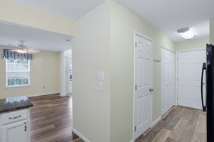  Photo 31