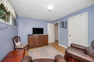 Photo 23