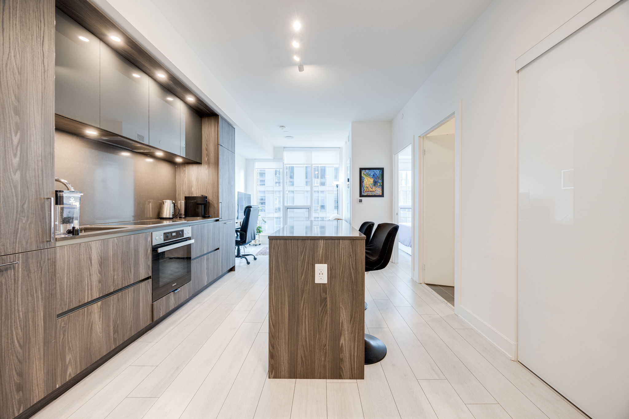 Toronto property showcase — delivered property photograph 6