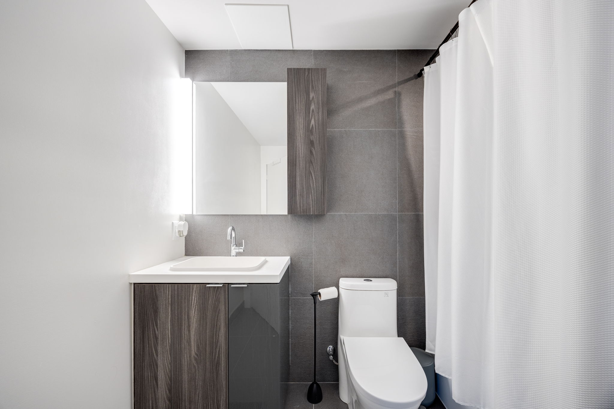 Toronto property showcase — delivered property photograph 18