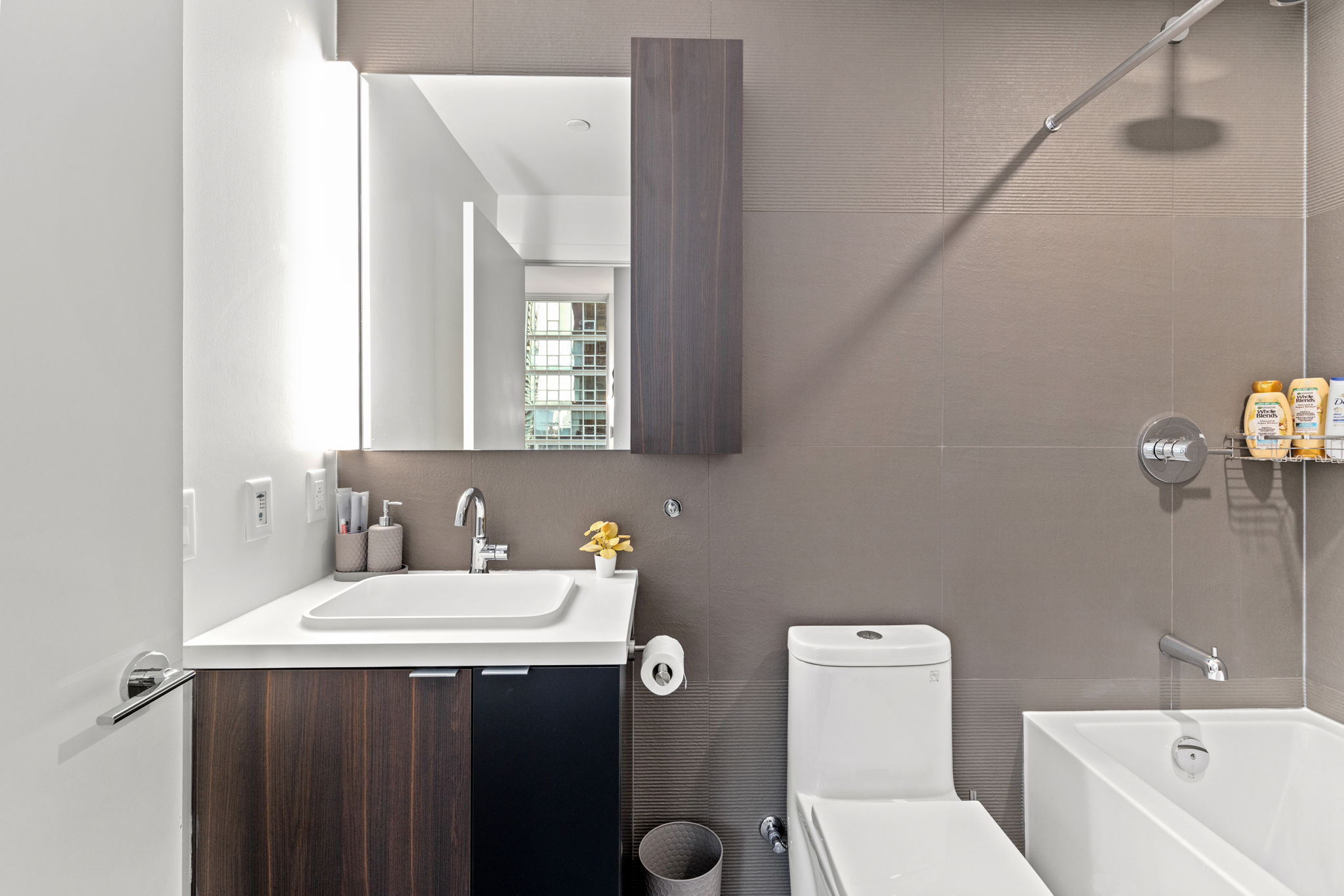 Toronto property showcase — delivered property photograph 6