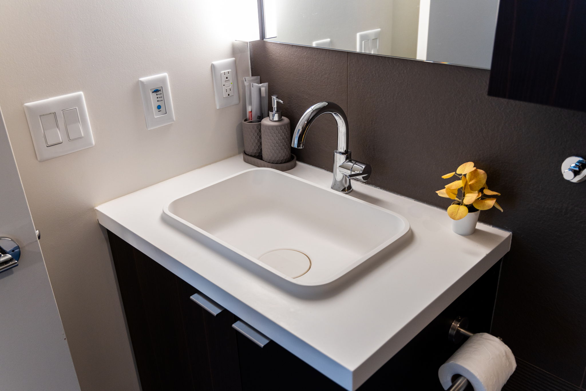 Toronto property showcase — delivered property photograph 26