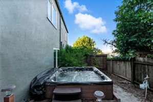 Photo 35